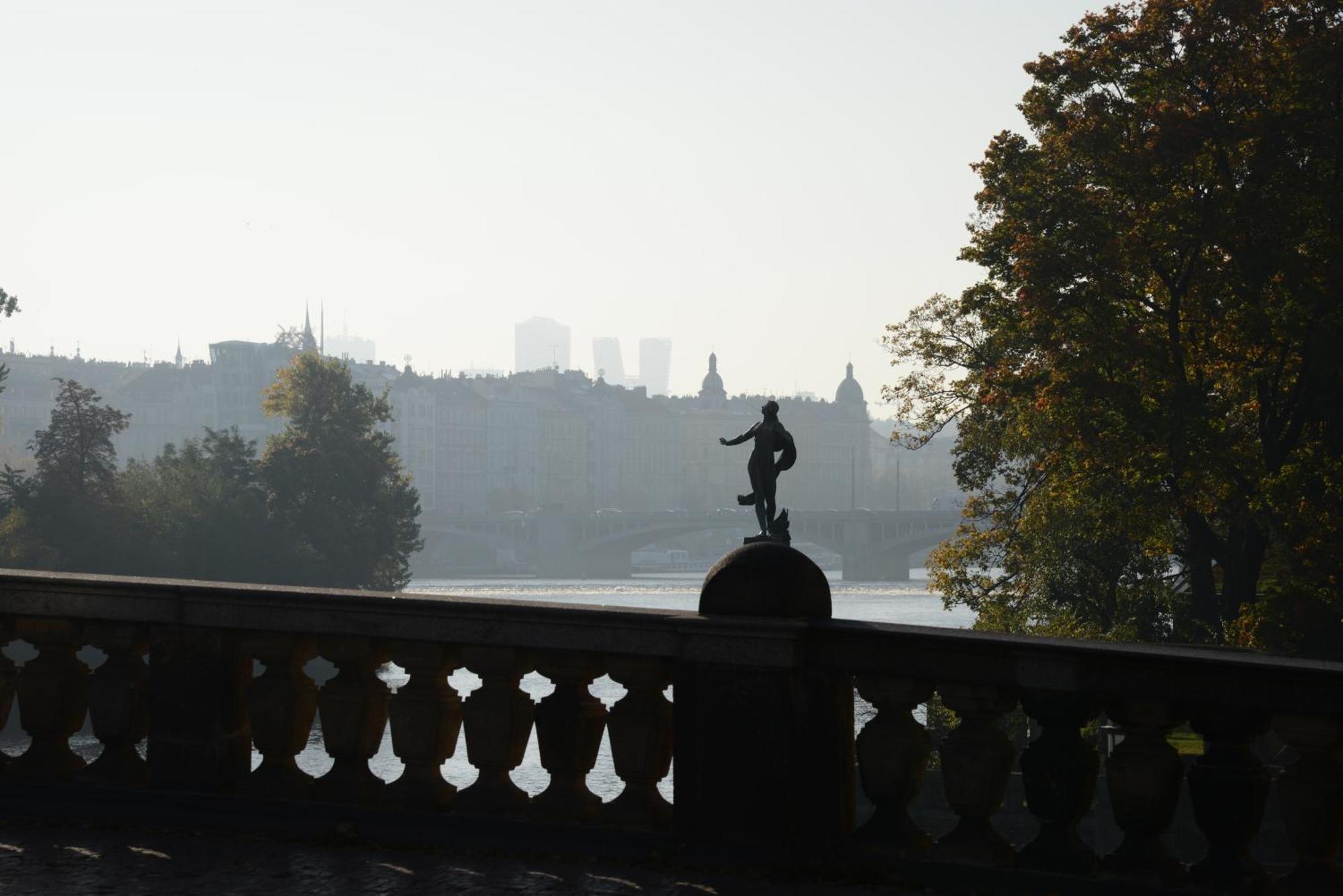 Apartment Luxurious 3bed Very Spacious In The Area Prague
