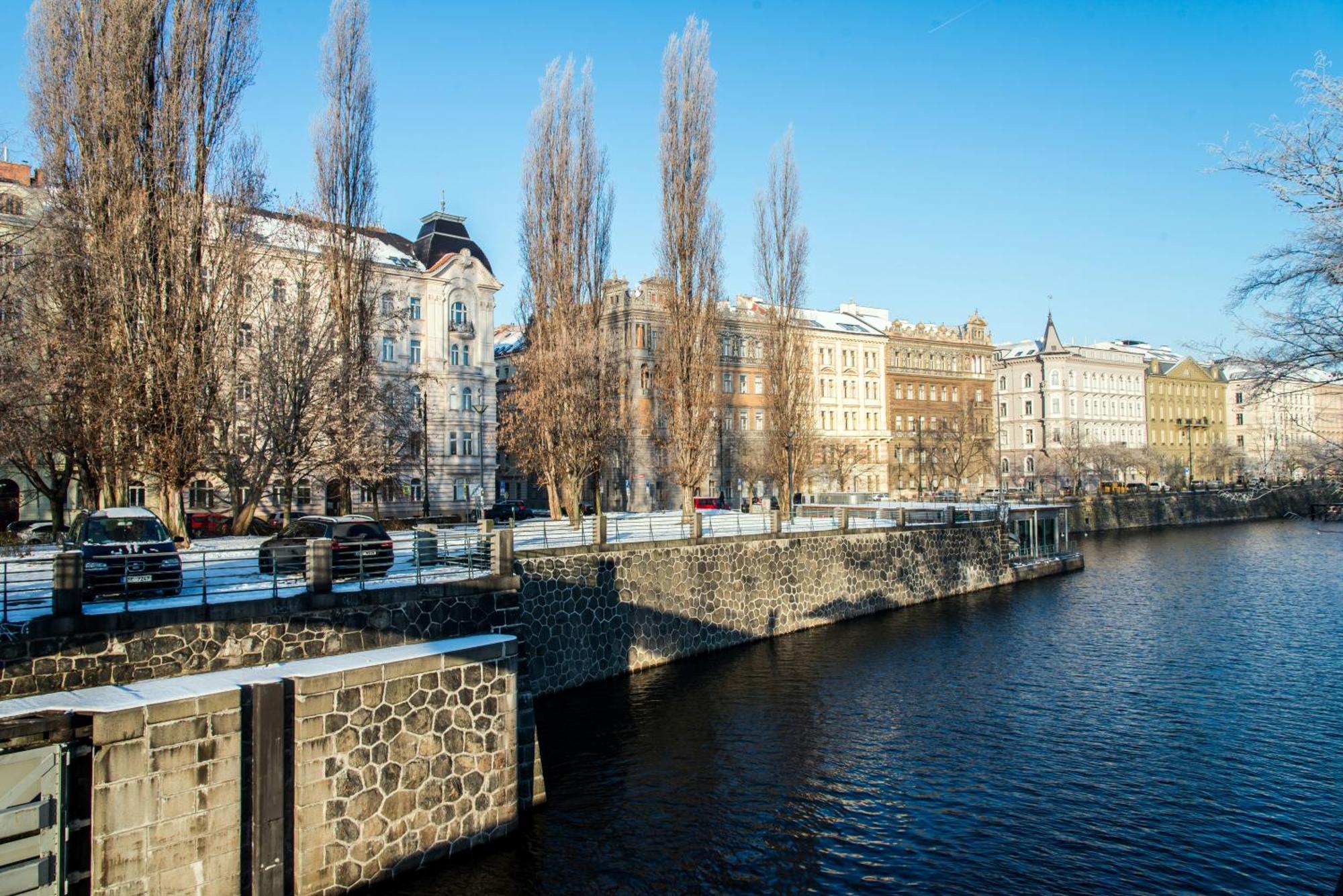 Luxurious 3bed Very Spacious In The Area Prague