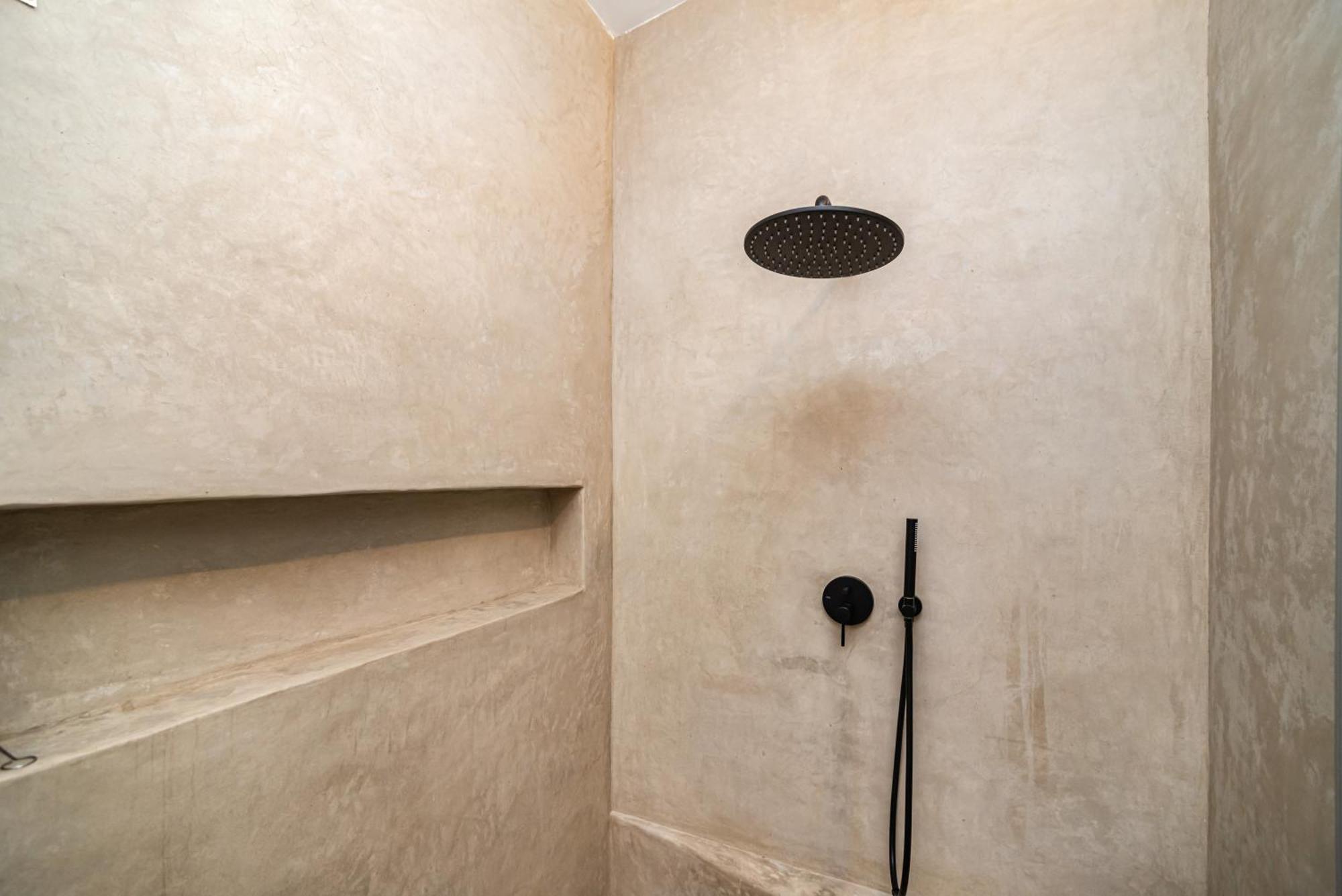 Apartment Luxurious 3bed Very Spacious In The Area Prague