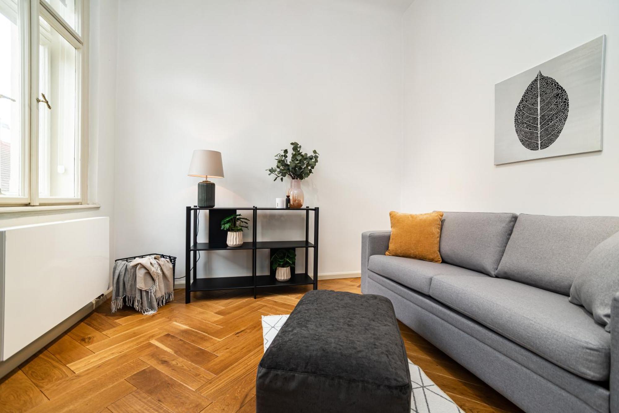 Luxurious 3bed Very Spacious In The Area Apartment *