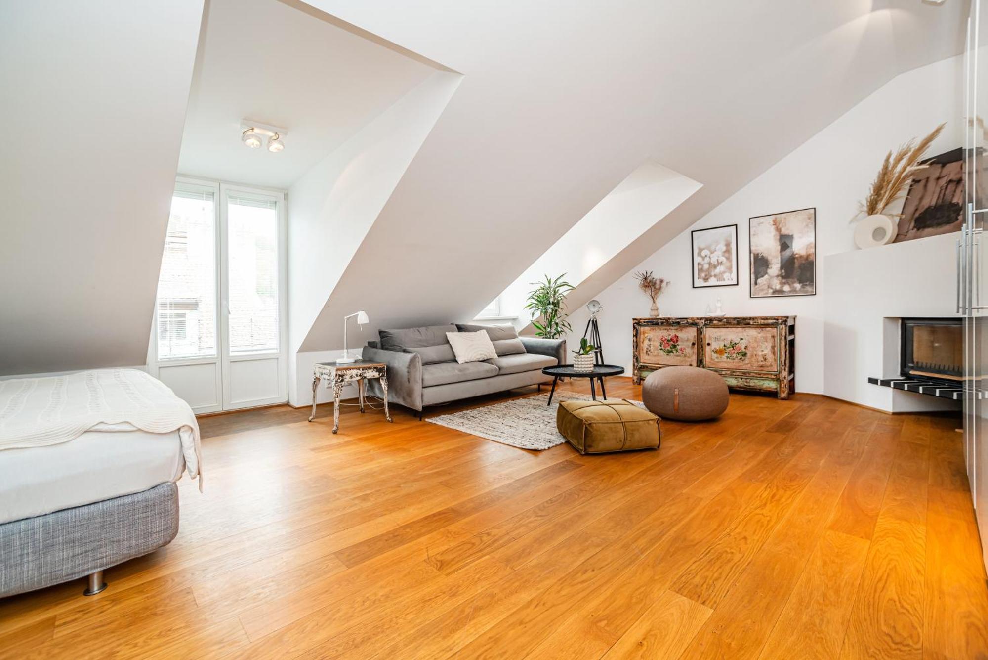 Luxurious 3bed Very Spacious In The Area Apartment Prague