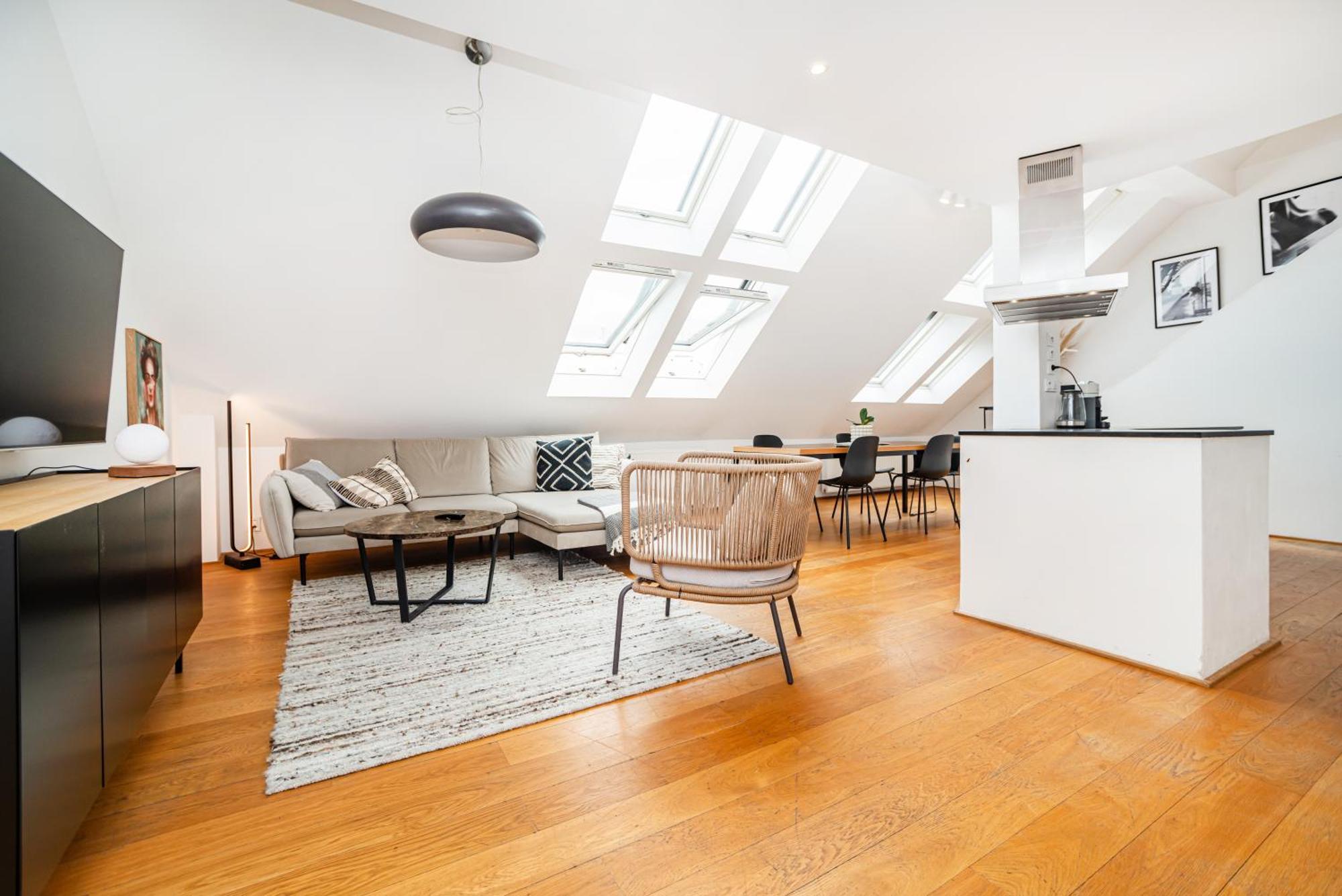 Luxurious 3bed Very Spacious In The Area * Prague
