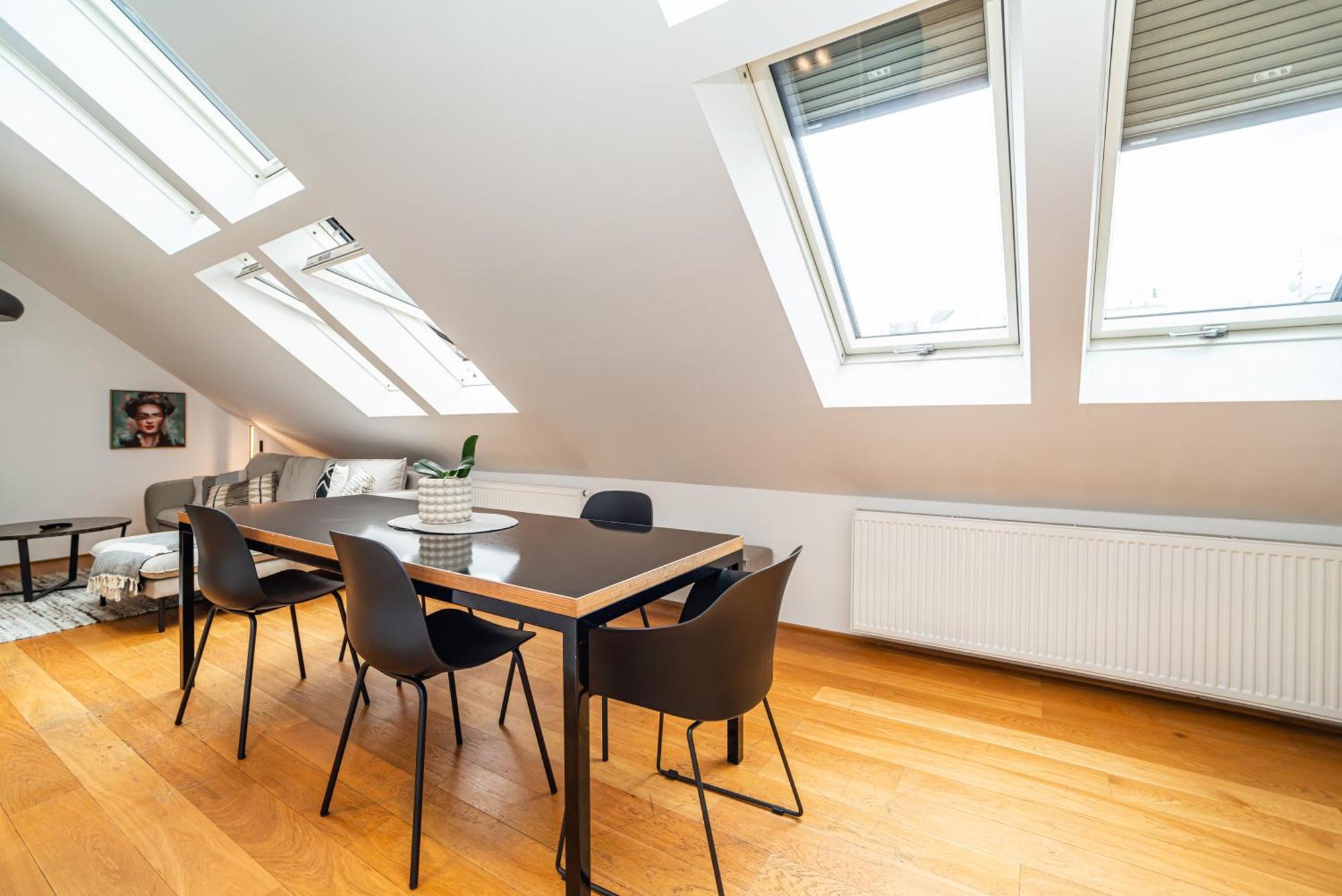 Luxurious 3bed Very Spacious In The Area Apartment Prague