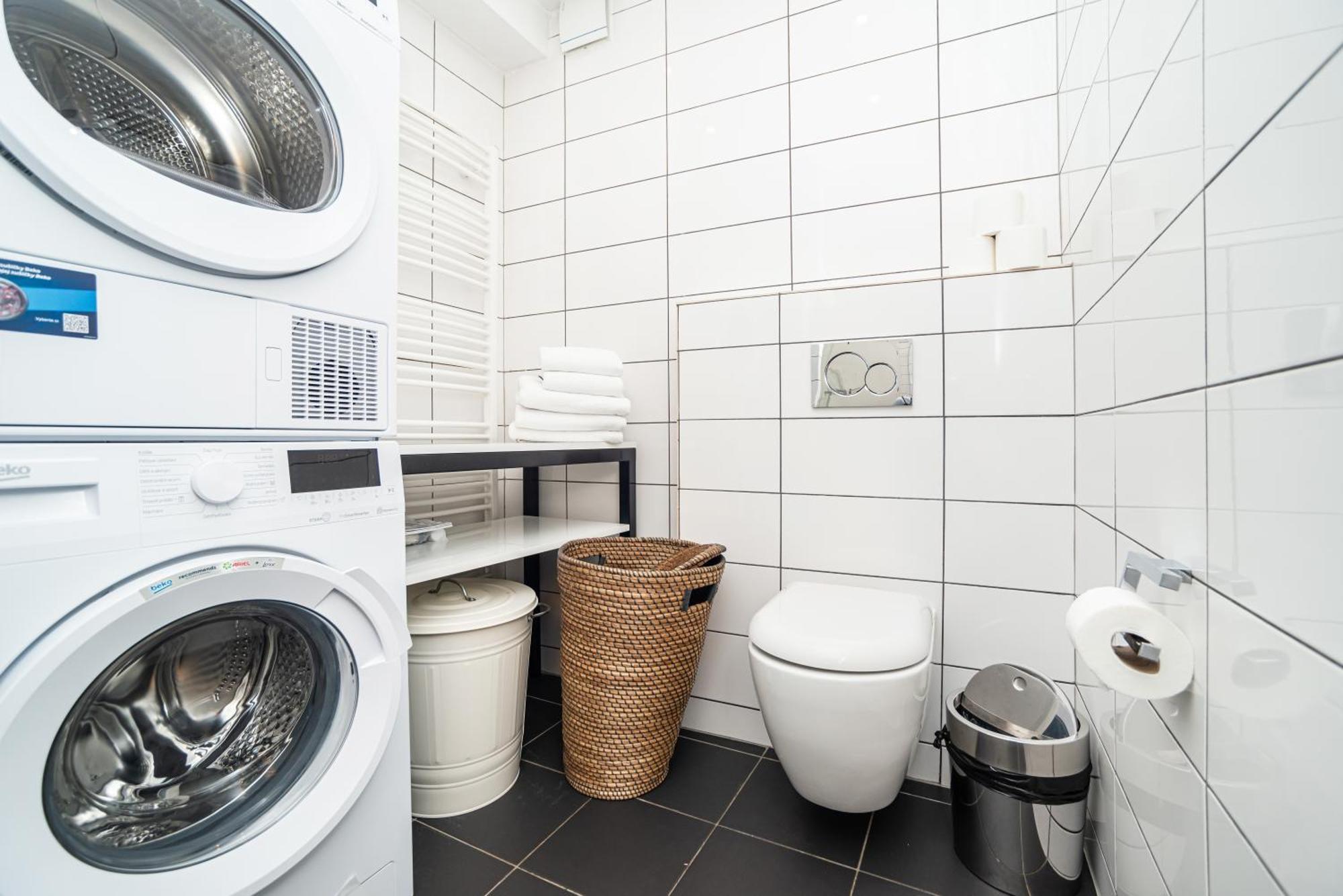 Luxurious 3bed Very Spacious In The Area Apartment